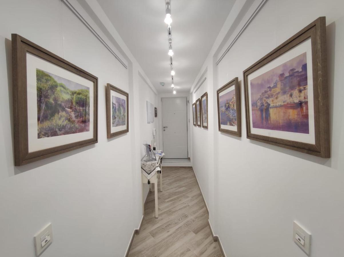 Malasana 51, New Art Apartment, Breakfast Included, Historic Center, Quite Neighborhood, Ml Malaga